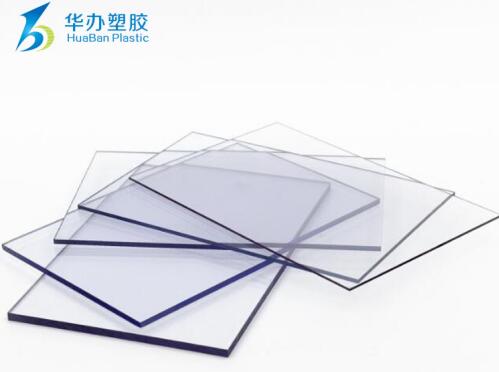 購買PC耐力板時(shí)有哪些注意事項(xiàng)