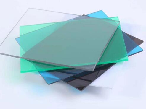 鋁型材電控柜保護罩擋板為什么選擇PC板？