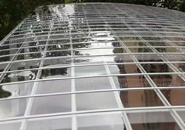 PC板適合作為陽光房的材質(zhì)嗎？