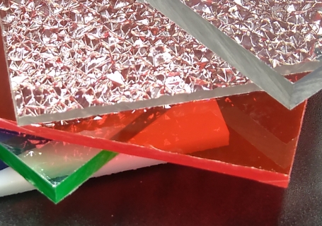 建筑頂棚材料的選擇什么比較好？