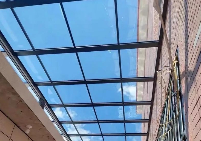 亞克力、PC板、PS板優(yōu)點和缺點